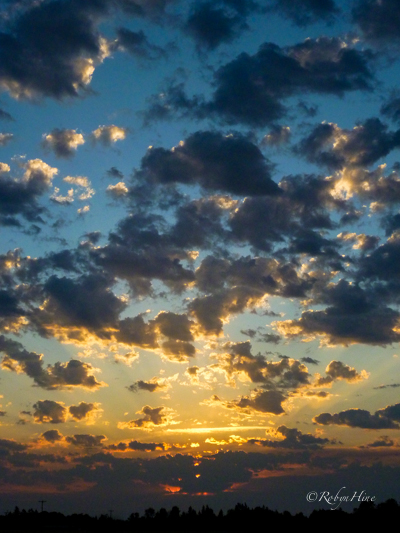 Sunrises are prettier in the country.